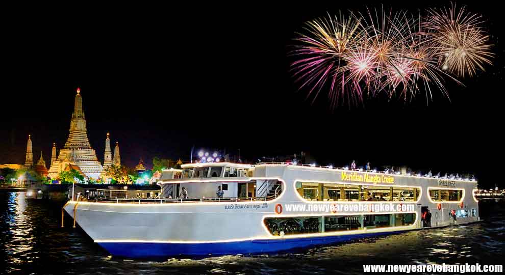 new year's eve 2024 rooftop party Bangkok on River cruise Chaophraya river 