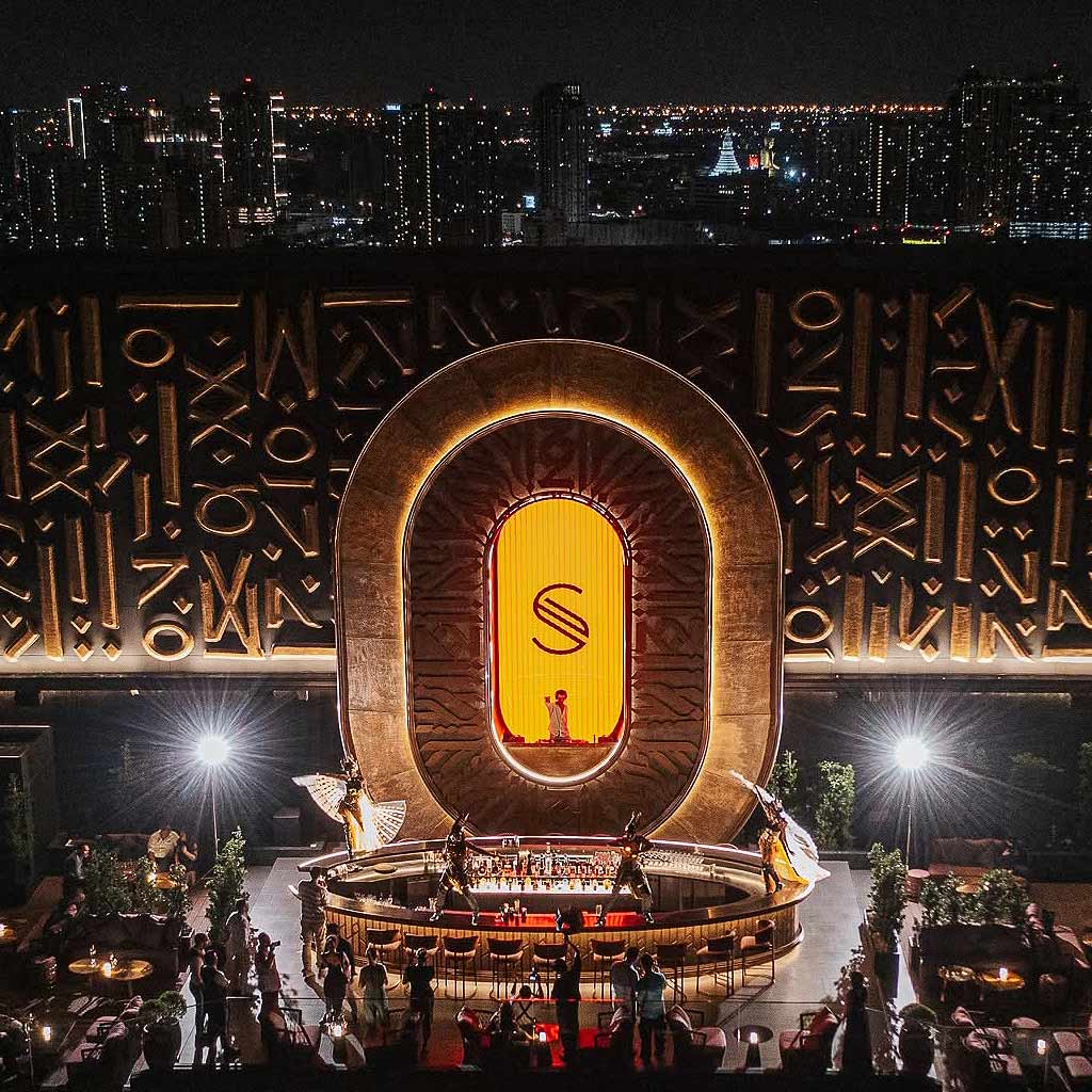 SEEN Restaurant & Bar at Avani Riverside NYE 2026 Firework