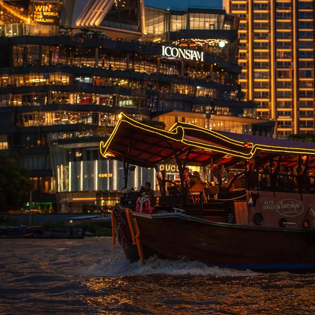 VIP New Year's Eve 2026 Dinner Manohra Cruise Bangkok