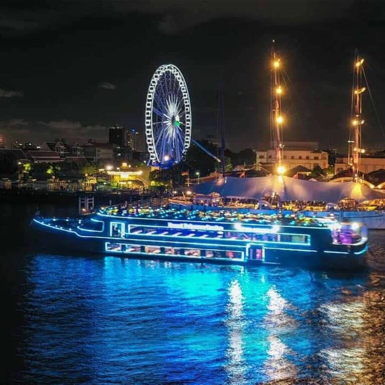 Buy Nye 2026 Bangkok Dinner Cruise tickets Royal Princess Cruise Chaophraya river. ensuring a seamless,truly memorable New Year's celebration