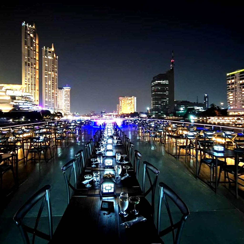 Celebrate Dinner Cruise Bangkok NYE 2026 Open Bar White Orchid River Cruise. ! Enjoy an drink,gourmet dinner, entertainment stunning fireworks