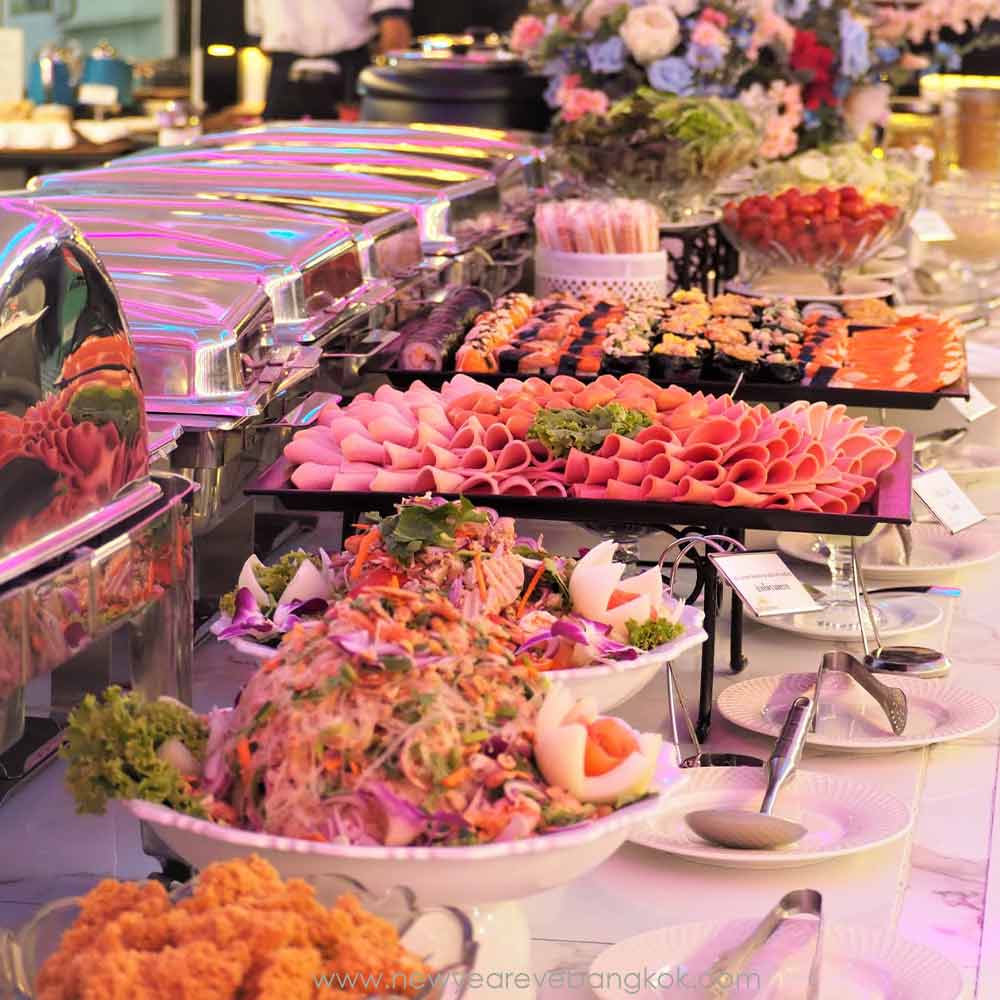 Smile Riverside Cruise New Year Eve 2026 Bangkok Dinner Cruise Packages